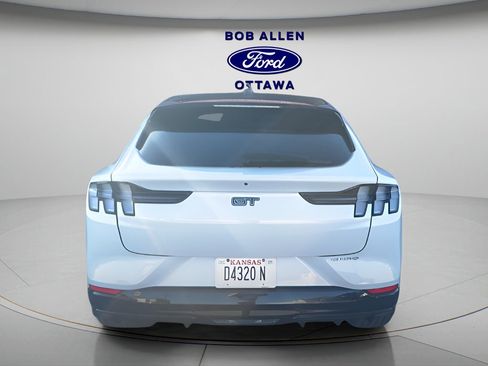 Used 2022 Ford Mustang Mach-E GT image 8