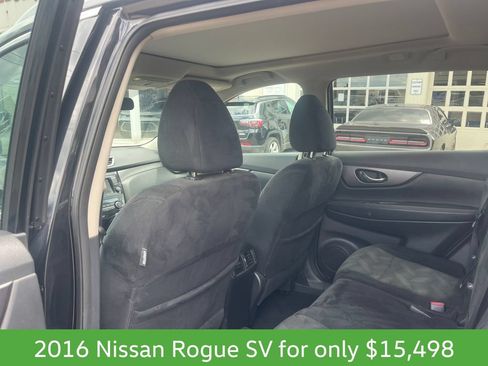 Used 2016 Nissan Rogue SV w/ SV Premium Package AWD/4WD image 11