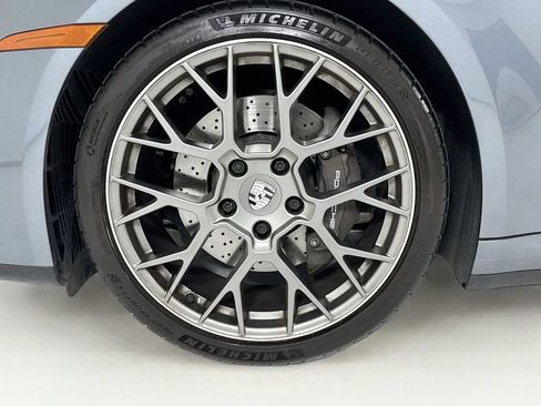Certified 2025 Porsche 911 Carrera RWD image 11