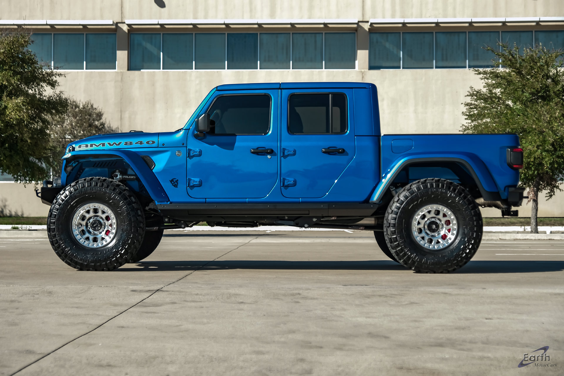 Used 2023 Jeep Gladiator Rubicon w/ LED Lighting Group AWD/4WD image 8