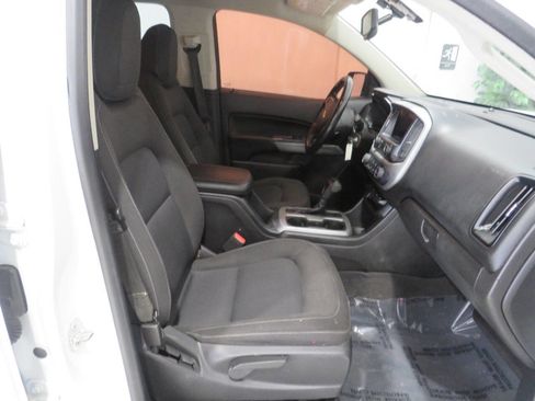 Used 2019 Chevrolet Colorado LT image 7