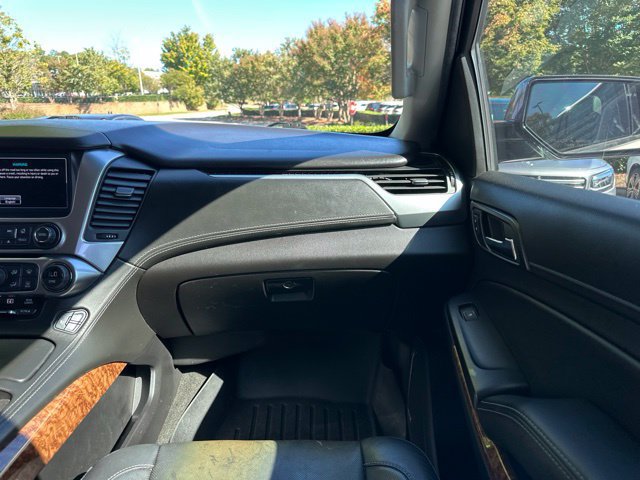 Used 2018 Chevrolet Tahoe Premier w/ RST 6.2L Performance Edition AWD/4WD image 17