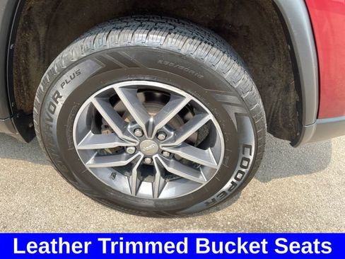 Used 2018 Jeep Grand Cherokee Limited w/ Luxury Group II AWD/4WD image 44
