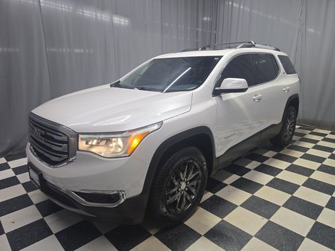 Used 2017 GMC Acadia SLT image 1