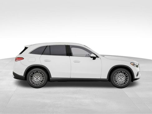 New 2027 Mercedes-Benz GLC 300 4MATIC image 2