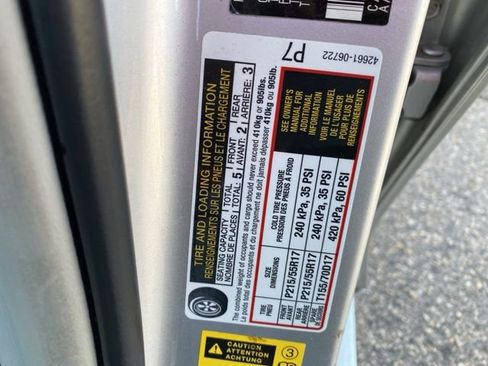 Used 2013 Toyota Camry XLE image 25