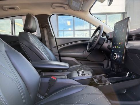 Used 2021 Ford Mustang Mach-E California Route 1 image 11