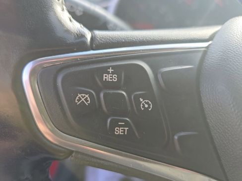 Used 2020 Chevrolet Malibu RS image 24