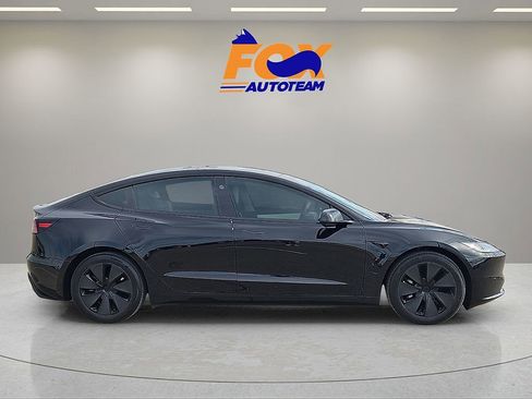 Used 2025 Tesla Model 3 Long Range AWD/4WD image 5