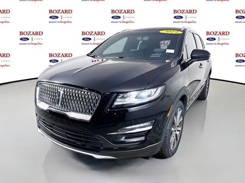 Used 2019 Lincoln MKC Reserve image 4