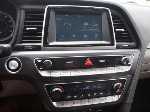 Used 2019 Hyundai Sonata SEL FWD image 10
