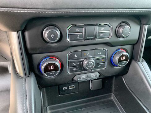 Certified 2021 Chevrolet Tahoe LS AWD/4WD image 17