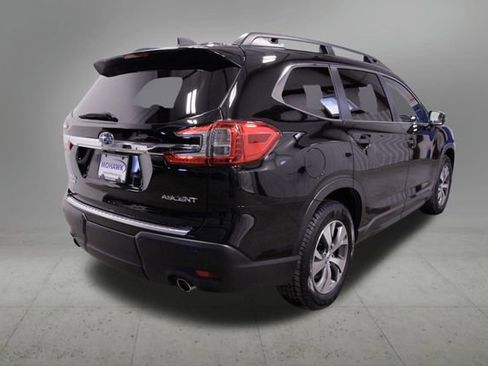 Used 2023 Subaru Ascent Premium w/ Convenience Package image 5