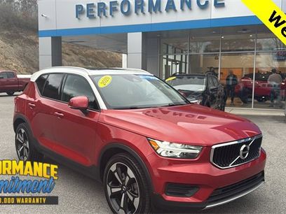 Used 2020 Volvo XC40 T5 Momentum