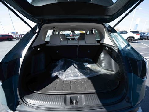 Used 2023 Honda HR-V LX image 28