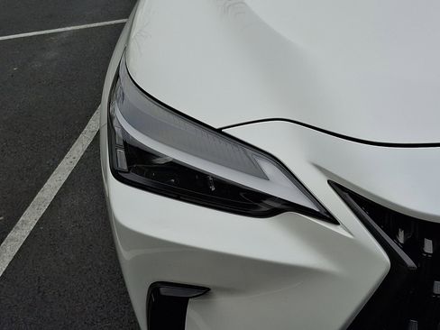 Used 2023 Lexus NX 350 AWD image 9