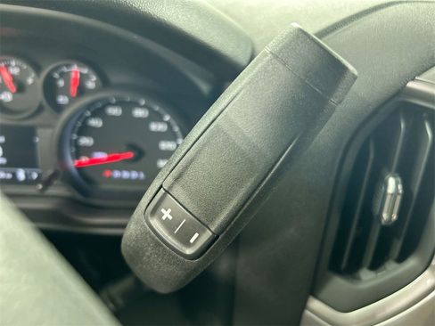 Used 2024 Chevrolet Silverado 2500 Custom w/ Custom Value Package image 17