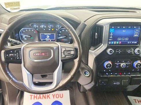 Used 2019 GMC Sierra 1500 SLT w/ X31 Off-Road Package AWD/4WD image 12