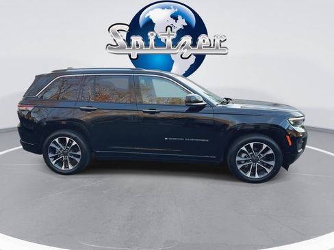 Used 2023 Jeep Grand Cherokee Overland w/ Adv Protech Group III image 10