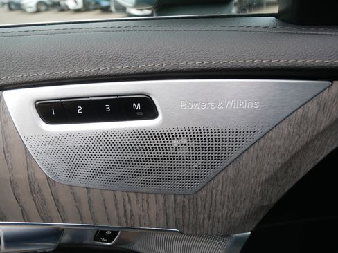 Used 2022 Volvo XC90 T8 Inscription image 18