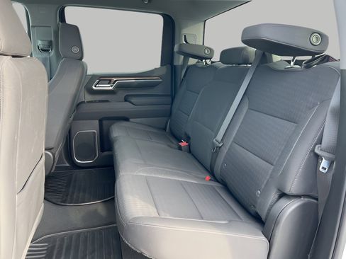 Used 2023 Chevrolet Silverado 1500 LT image 27