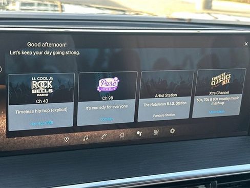 Used 2025 INFINITI QX80 Sensory image 24