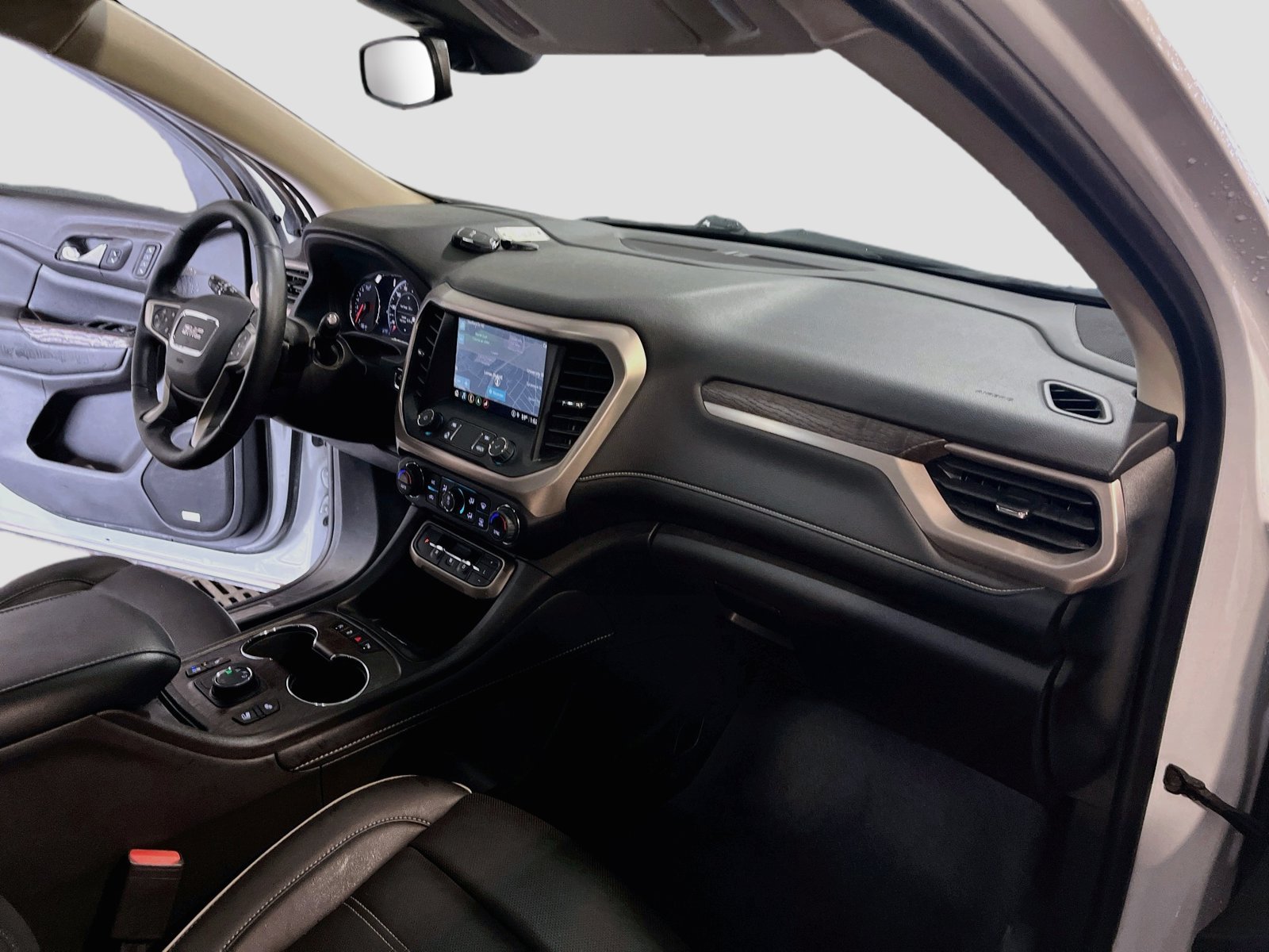 Used 2023 GMC Acadia AT4 w/ Preferred Package AWD/4WD image 31
