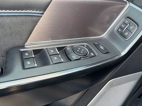 New 2026 Ford F350 Platinum w/ FX4 Off-Road Package image 24