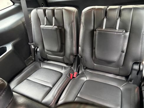 Used 2018 Ford Explorer Sport AWD/4WD image 11