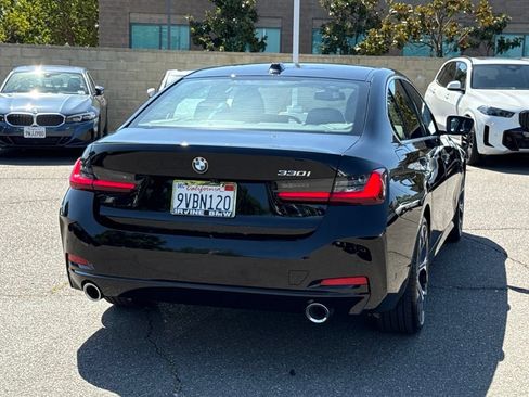 Used 2026 BMW 330i Sedan w/ Premium Package RWD image 9