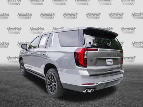 Used 2026 GMC Yukon Denali w/ Sun & Power Step Package AWD/4WD image 8