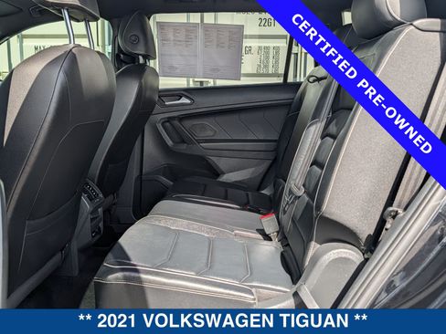 Used 2021 Volkswagen Tiguan SEL Premium R-Line AWD/4WD image 16