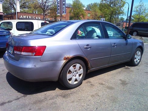 Used 2007 Hyundai Sonata GLS FWD image 4