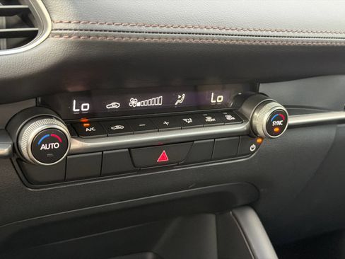 New 2026 MAZDA MAZDA3 2.5 S Sedan w/ Select Sport FWD image 22