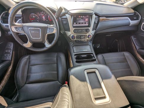 Used 2015 GMC Yukon XL Denali w/ Touring Package image 17