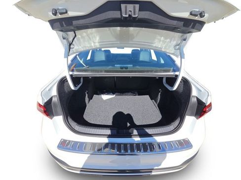New 2026 Volkswagen Jetta SEL FWD image 25