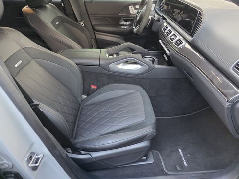 Used 2025 Mercedes-Benz GLE 63 AMG S image 3
