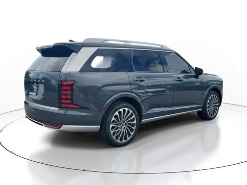 Used 2026 Hyundai Palisade Calligraphy FWD image 6