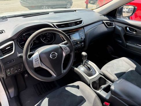 Used 2016 Nissan Rogue S AWD/4WD image 9