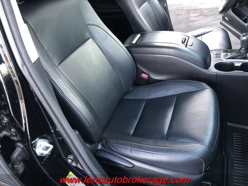 Used 2016 Toyota Highlander XLE w/ Protection Package #3 image 23