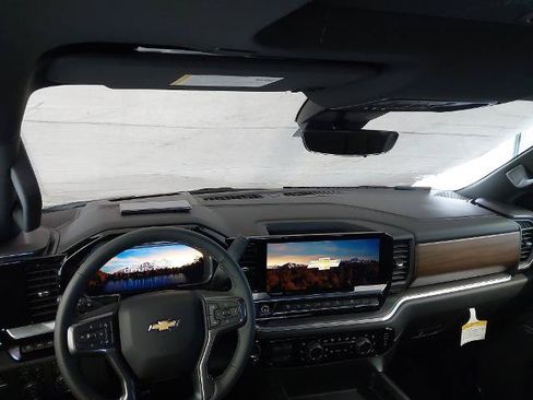 New 2026 Chevrolet Silverado 3500 High Country w/ High Country Premium Package AWD/4WD image 5