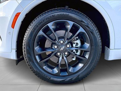 Used 2023 Dodge Durango R/T image 38