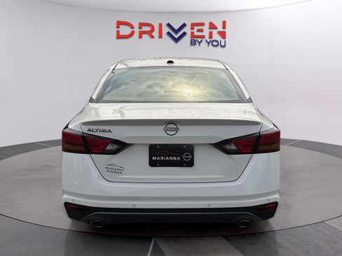 New 2026 Nissan Altima 2.5 SV w/ SV Special Edition Package FWD image 4