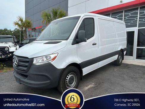 Used 2023 Mercedes-Benz Sprinter 2500 image 1