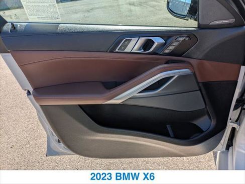 Used 2023 BMW X6 xDrive40i w/ M Sport Package image 12