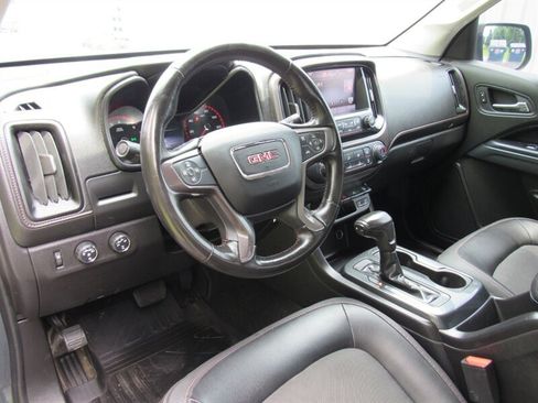 Used 2015 GMC Canyon SLE w/ All-Terrain Package AWD/4WD image 13