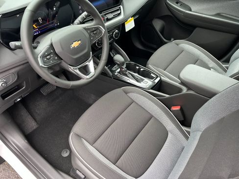 New 2026 Chevrolet TrailBlazer LT w/ Convenience Package image 11