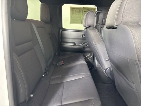 Used 2023 Nissan Frontier SV w/ Midnight Edition Package image 25