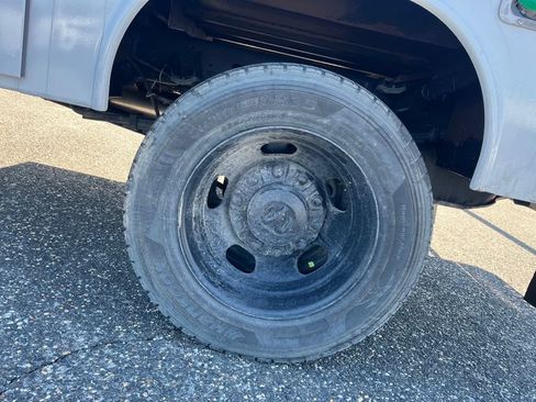 New 2026 RAM 5500 Tradesman AWD/4WD image 24