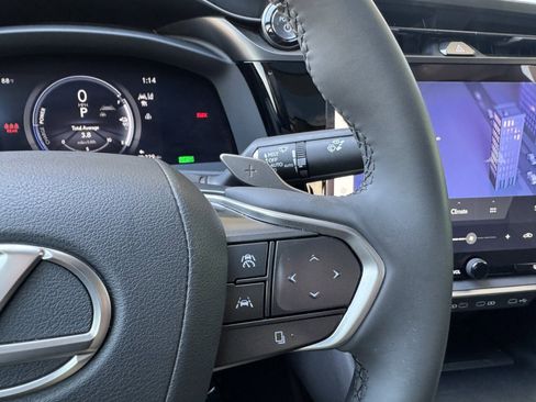 Used 2023 Lexus RZ 450e Premium image 29